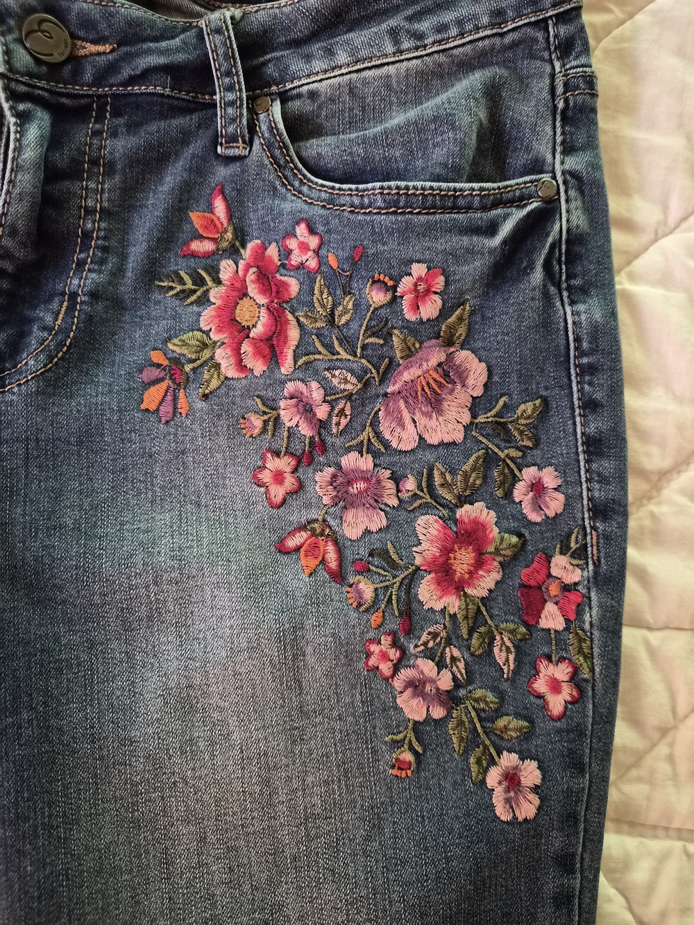 Earl - Floral Embroidered Skinny Ankle Jeans- Size 12 - Picture 9 of 11